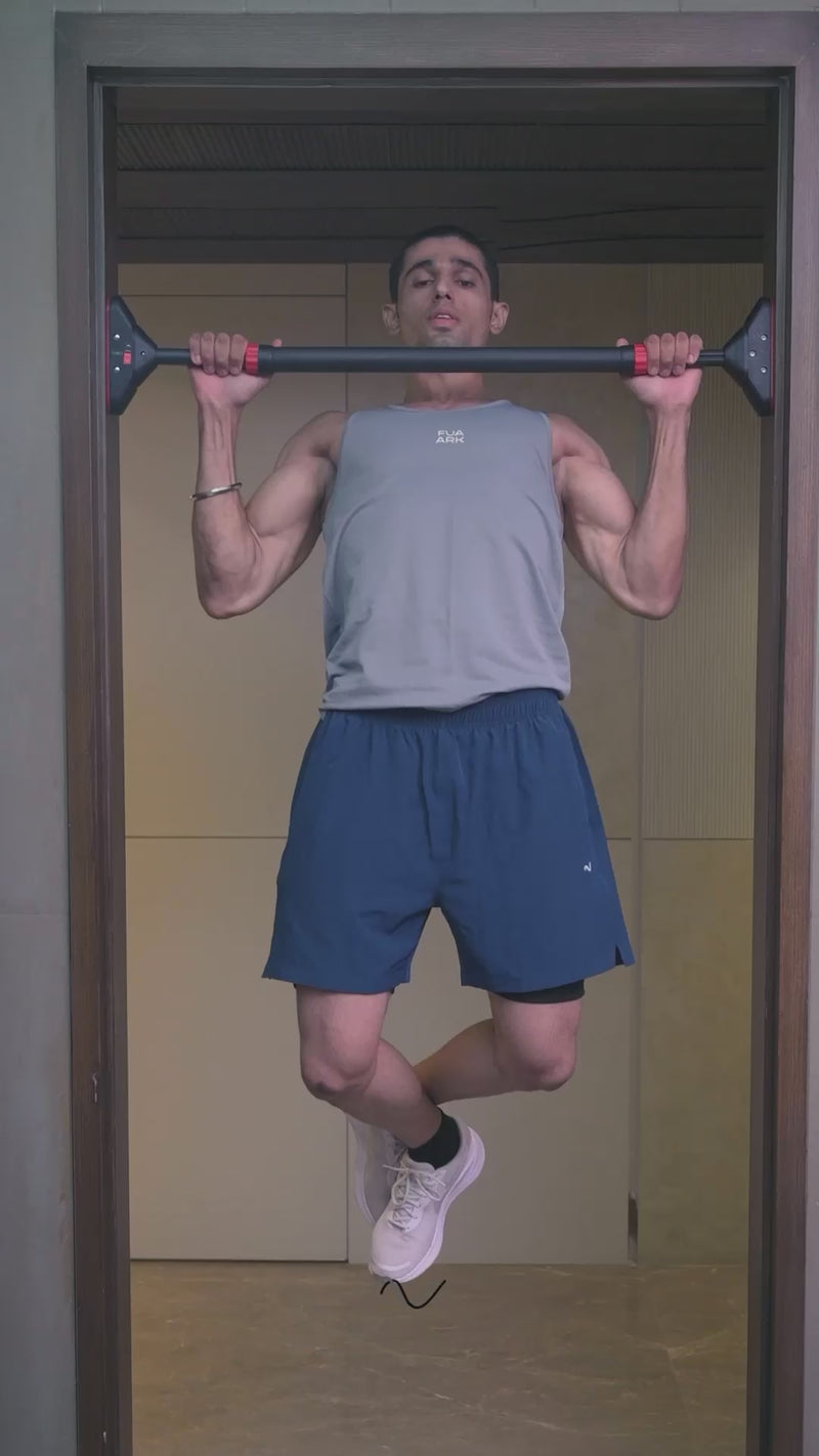 200 kg Adjustable No Screw Pull Up Bar (72-110CM)